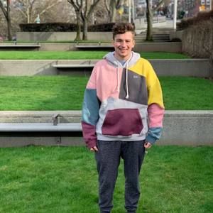 Meet your Posher, Cj